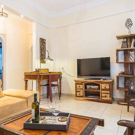 Bed and Breakfast Family House Next To Acropolis Афины Экстерьер фото