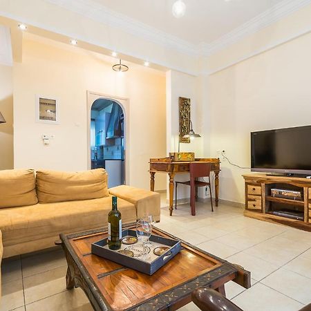 Bed and Breakfast Family House Next To Acropolis Афины Экстерьер фото