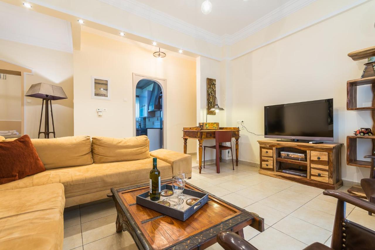 Bed and Breakfast Family House Next To Acropolis Афины Экстерьер фото