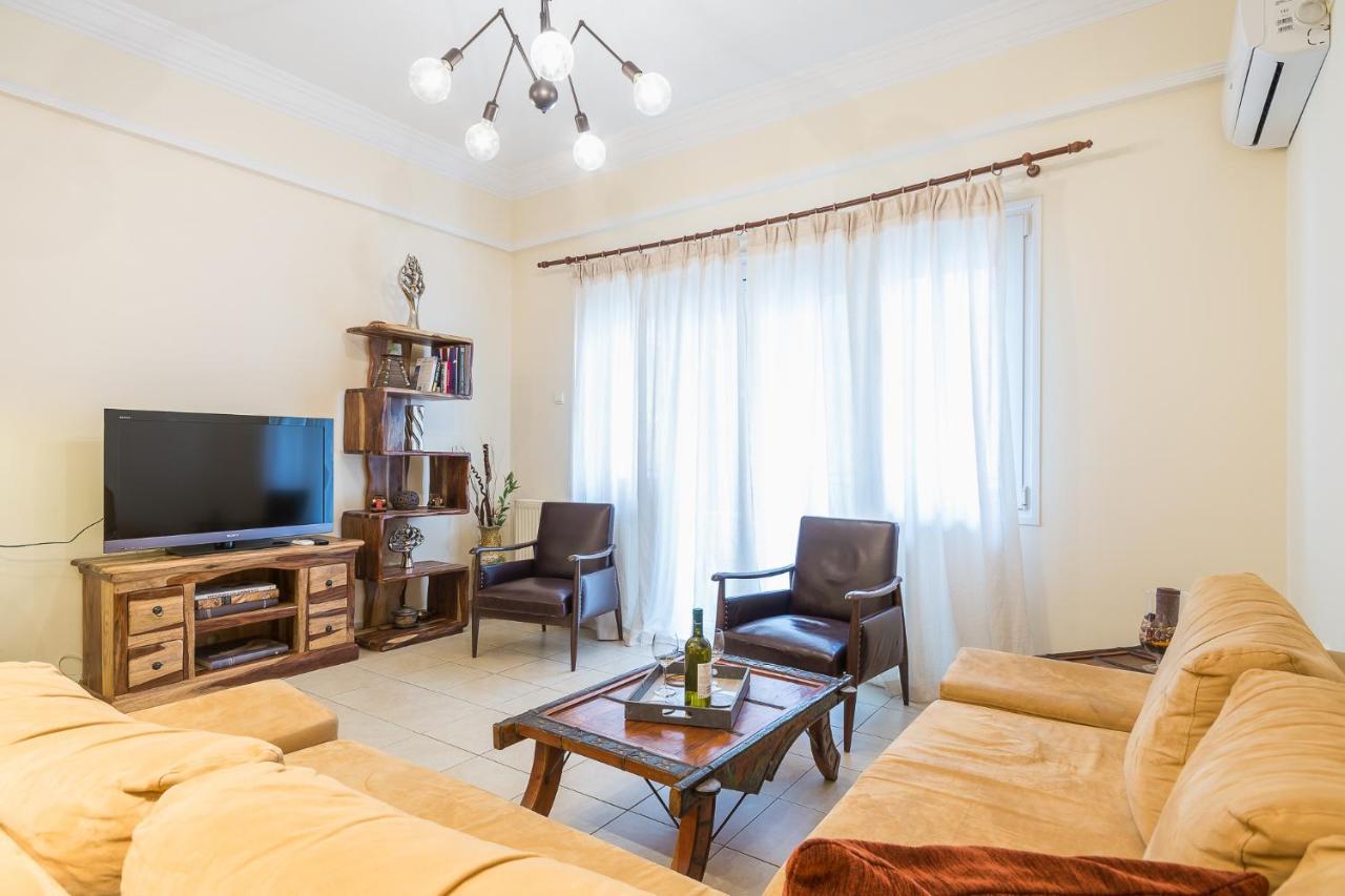 Bed and Breakfast Family House Next To Acropolis Афины Экстерьер фото